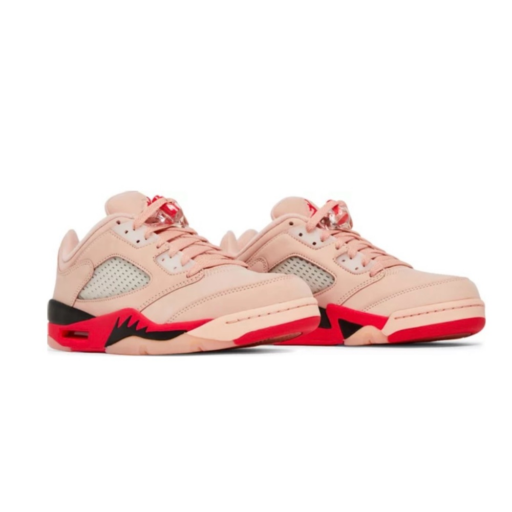 2022
New!Wmns Air Jordan 5 Retro Low 'Girls That Hoop'